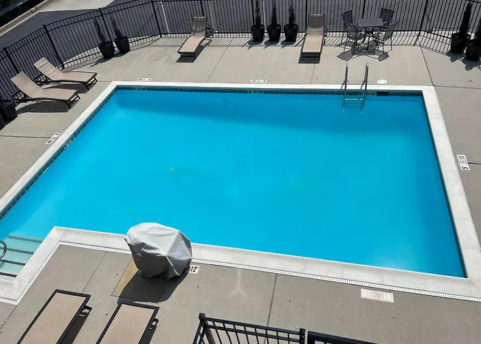Best Western Plus Glen Allen Inn